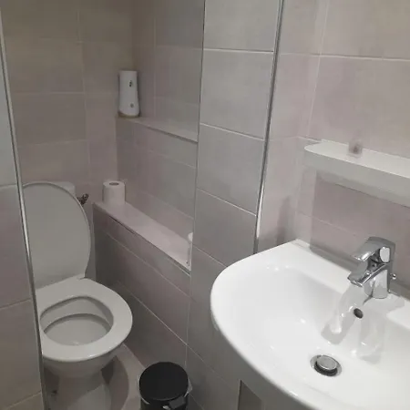 Svaoyage Apartstay Szálloda *